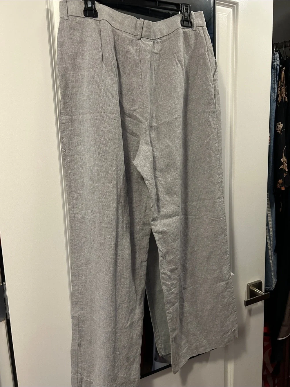 Mango Light Gray Wide-Leg Linen-Blend Pants with Vest.